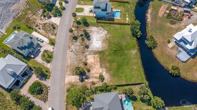 5639 Grande Lagoon Blvd, Pensacola, FL 32507