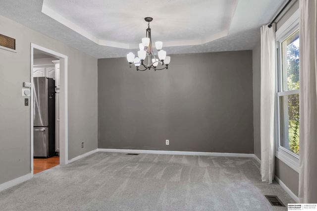 7821 Lake Street, Lincoln, NE 68506