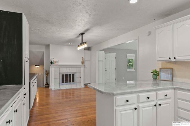7821 Lake Street, Lincoln, NE 68506