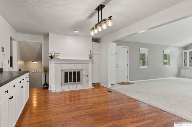 7821 Lake Street, Lincoln, NE 68506