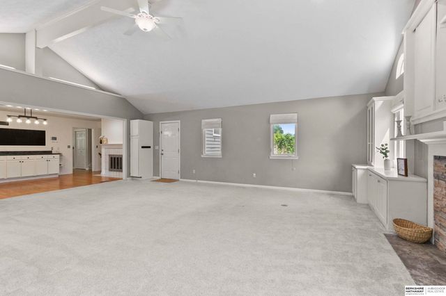 7821 Lake Street, Lincoln, NE 68506