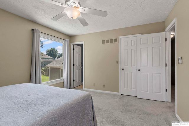 7821 Lake Street, Lincoln, NE 68506