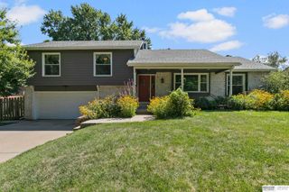 7821 Lake Street, Lincoln, NE 68506