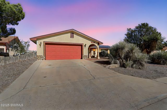 4871 Vista Cuesta, Las Cruces, NM 88001