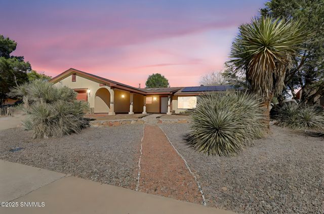 4871 Vista Cuesta, Las Cruces, NM 88001