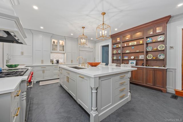 65 Harmon Avenue, Pelham, NY 10803