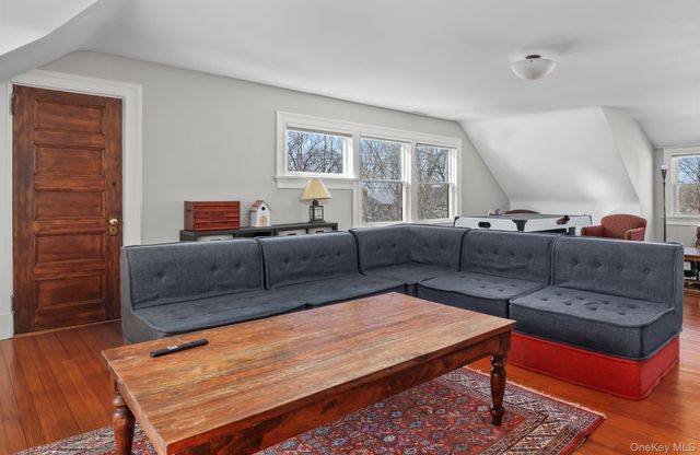 65 Harmon Avenue, Pelham, NY 10803