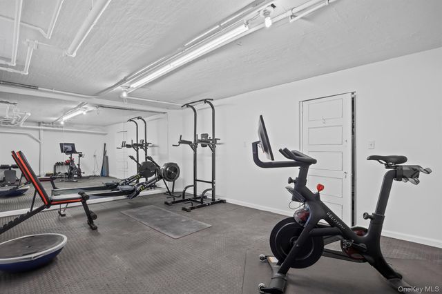 65 Harmon Avenue, Pelham, NY 10803