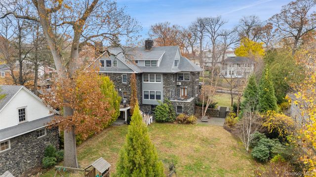 65 Harmon Avenue, Pelham, NY 10803