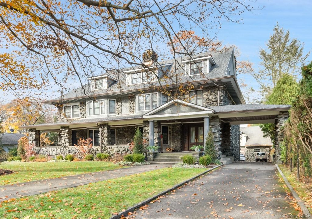 65 Harmon Avenue, Pelham, NY 10803