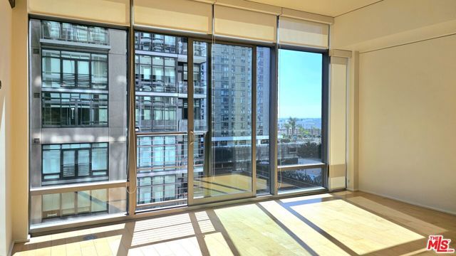 1100 S Hope Street 1005, Los Angeles, CA 90015