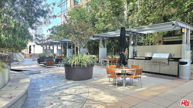 1100 S Hope Street 1005, Los Angeles, CA 90015