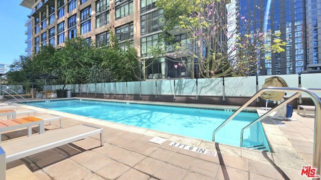 1100 S Hope Street 1005, Los Angeles, CA 90015