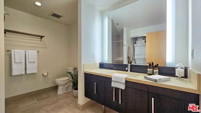 1100 S Hope Street 1005, Los Angeles, CA 90015