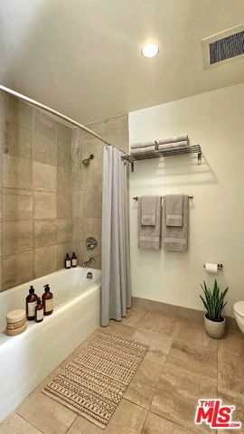 1100 S Hope Street 1005, Los Angeles, CA 90015