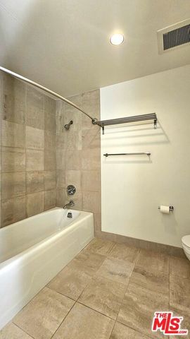1100 S Hope Street 1005, Los Angeles, CA 90015