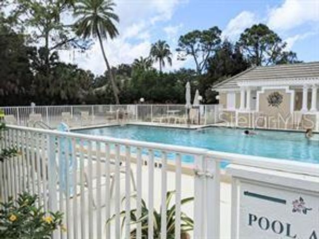 7151 PRESTWICK DRIVE, University Park, FL 34201