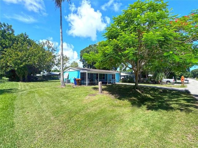 1411 4th Court, Vero Beach, FL 32960