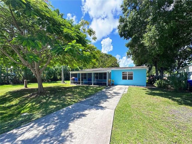 1411 4th Court, Vero Beach, FL 32960