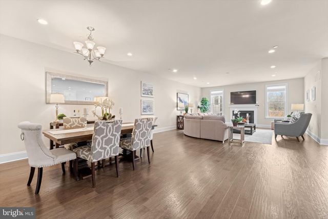 3860 MEADOW VIEW FARM RD, Newtown Square, PA 19073