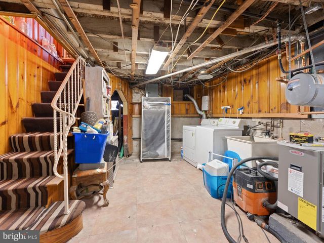 2833 S 12TH ST, Philadelphia, PA 19148