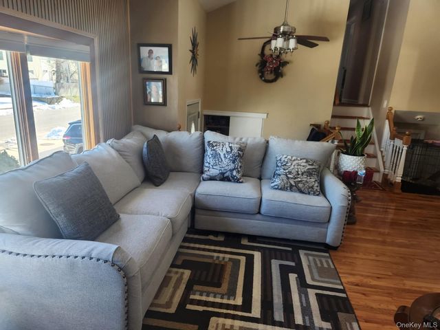 160 Bark Avenue, Central Islip, NY 11722