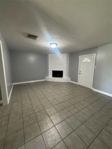 1135 Greencroft Street, Channelview, TX 77530