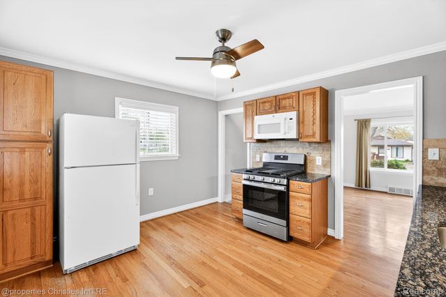 26605 Rialto Street, Madison Heights, MI 48071