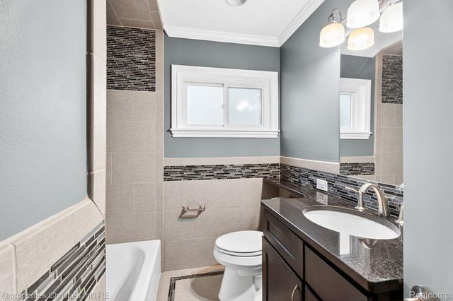 26605 Rialto Street, Madison Heights, MI 48071