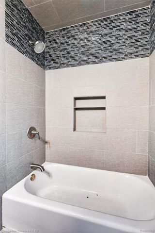 26605 Rialto Street, Madison Heights, MI 48071