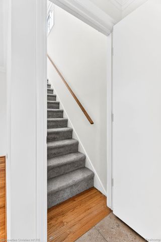 26605 Rialto Street, Madison Heights, MI 48071