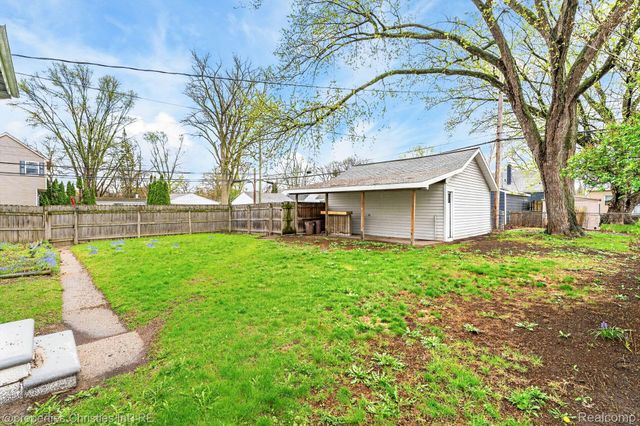 26605 Rialto Street, Madison Heights, MI 48071