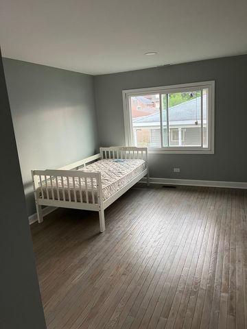 3946 N Octavia Avenue, Chicago, IL 60634