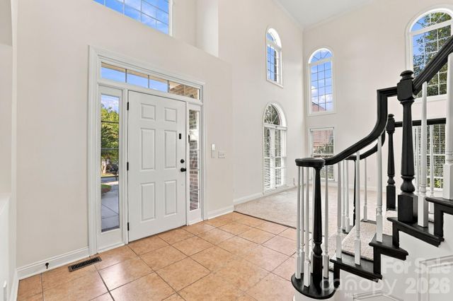 3439 Twelve Oaks Place, Charlotte, NC 28270