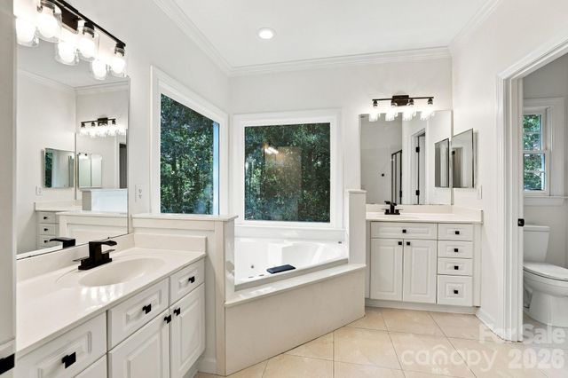3439 Twelve Oaks Place, Charlotte, NC 28270
