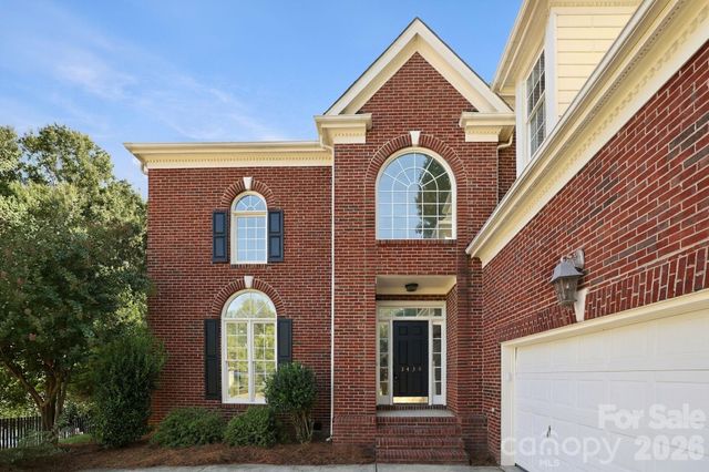 3439 Twelve Oaks Place, Charlotte, NC 28270