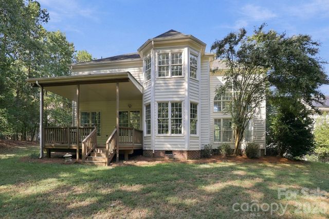 3439 Twelve Oaks Place, Charlotte, NC 28270