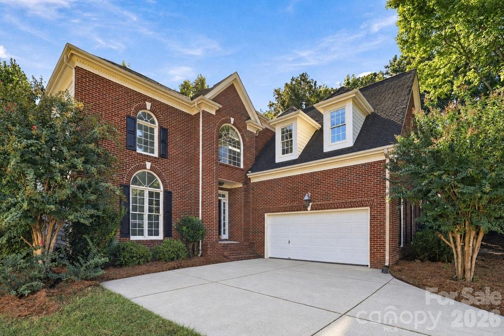 3439 Twelve Oaks Place, Charlotte, NC 28270