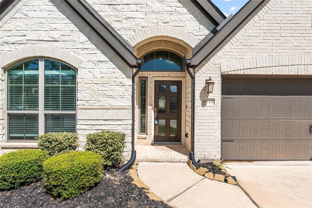 28714 Wildthorne Court, Katy, TX 77494