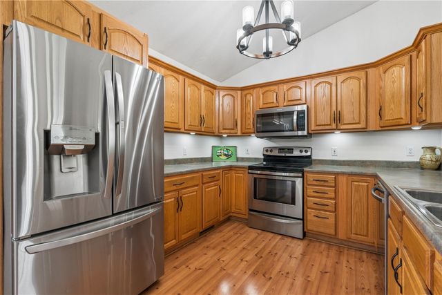 130 Orchard Street SW, Swisher, IA 52338