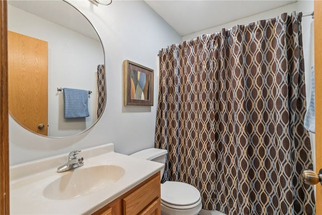 130 Orchard Street SW, Swisher, IA 52338