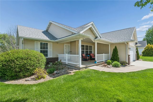 130 Orchard Street SW, Swisher, IA 52338