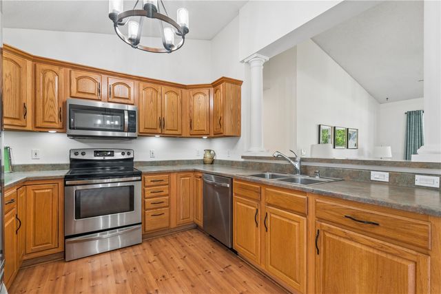 130 Orchard Street SW, Swisher, IA 52338