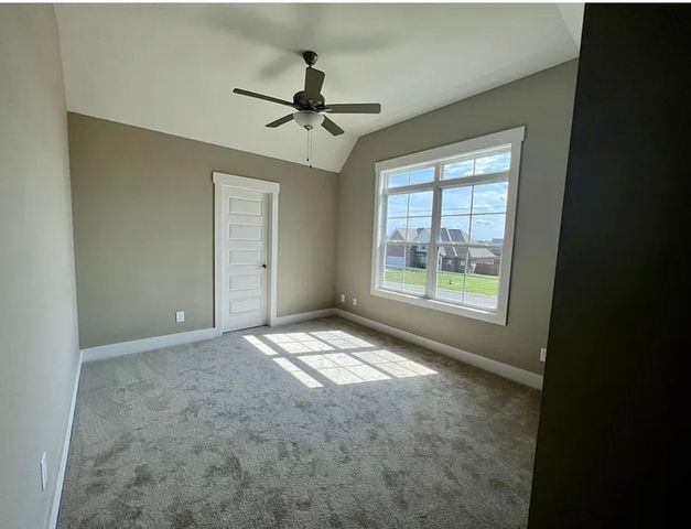 923 Licinius Ln, Murfreesboro, TN 37128