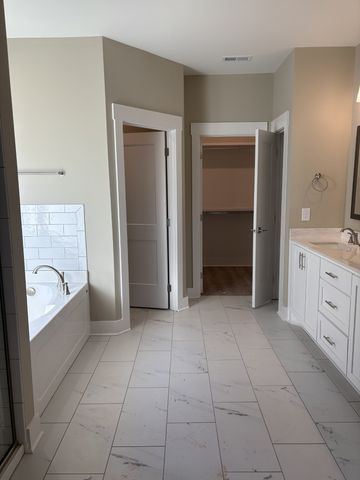 923 Licinius Ln, Murfreesboro, TN 37128