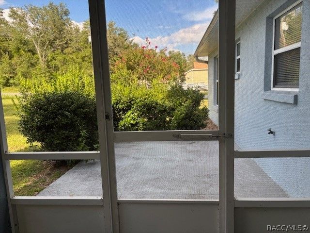 1707 W Beach Plum Drive, Citrus Springs, FL 34434