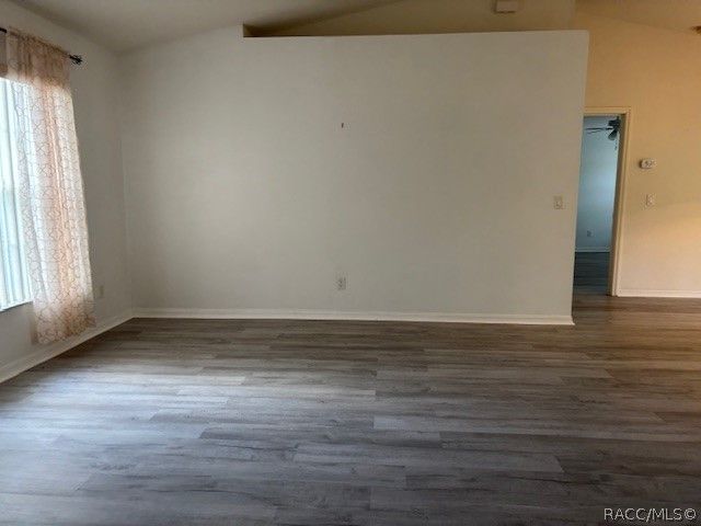 1707 W Beach Plum Drive, Citrus Springs, FL 34434