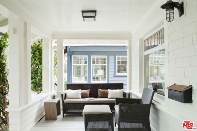 147 Fraser Avenue, Santa Monica, CA 90405