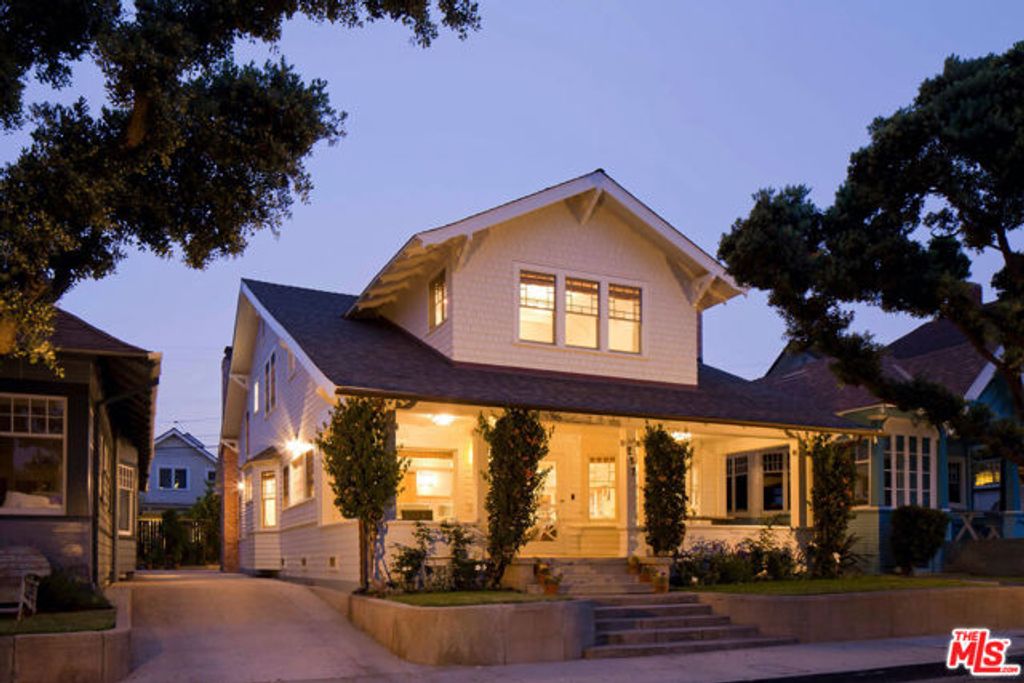 147 Fraser Avenue, Santa Monica, CA 90405