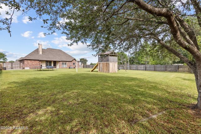 109 Grand Lake Drive, Arnaudville, LA 70512